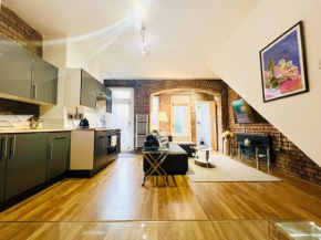 2 Bed Garden Flat- Highgate